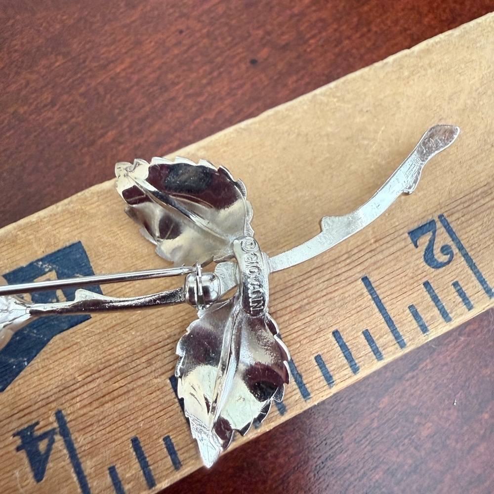 Vintage Giovanni Flower Brooch View 3